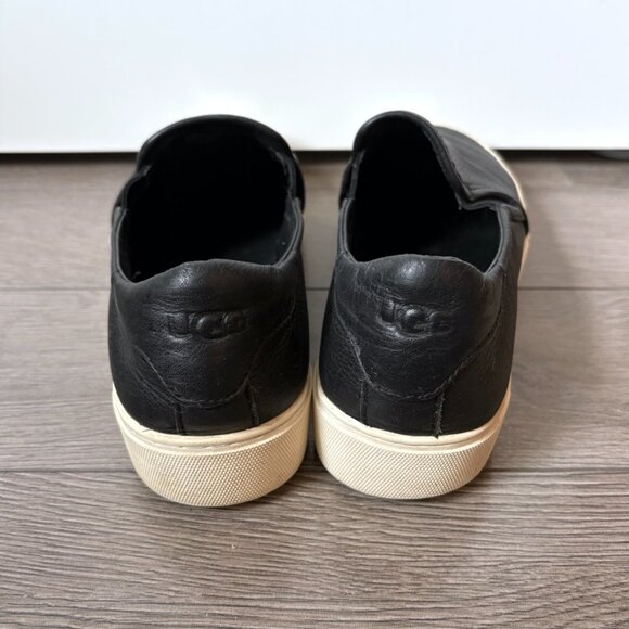 UGG Slip-On Leather Loafer Shoes - Size 9 - Picture 6 of 10